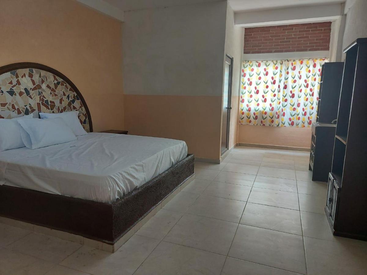 Auto hotel Jardines de Amatitlán Cuernavaca Esterno foto